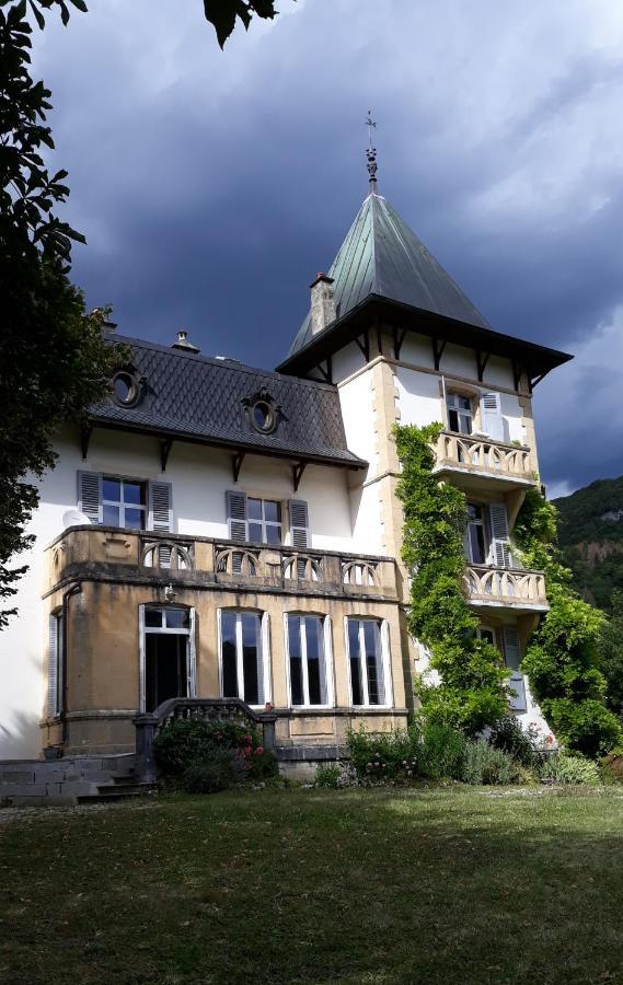 Meyriem Guest house